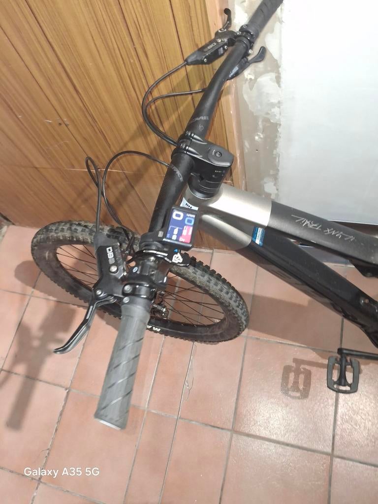 Velo electrique BH ALU 8.2