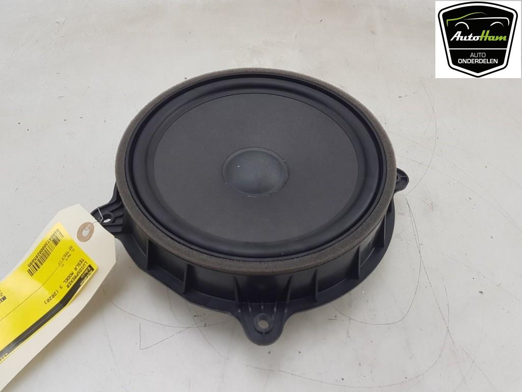 HAUT PARLEUR / ENCEINTE (|107974400E|107974400F|107974401F|), Germany_Sales@tesla.com, Utilisé, Autres marques automobiles, Ludwig-Prandtl-Straße 27 - 29
12526  Berlin, DE