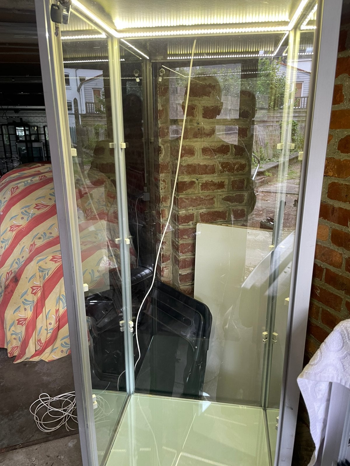 Vitrine, Huis en Inrichting, Kasten | Vitrinekasten, Ophalen, Gebruikt, Met deur(en), 150 tot 200 cm