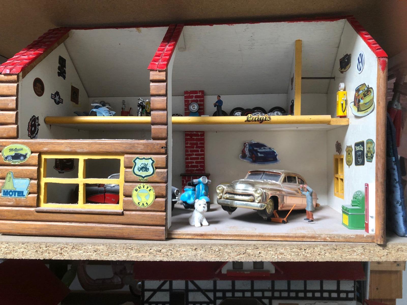 Garage miniatures, Enlèvement, Utilisé