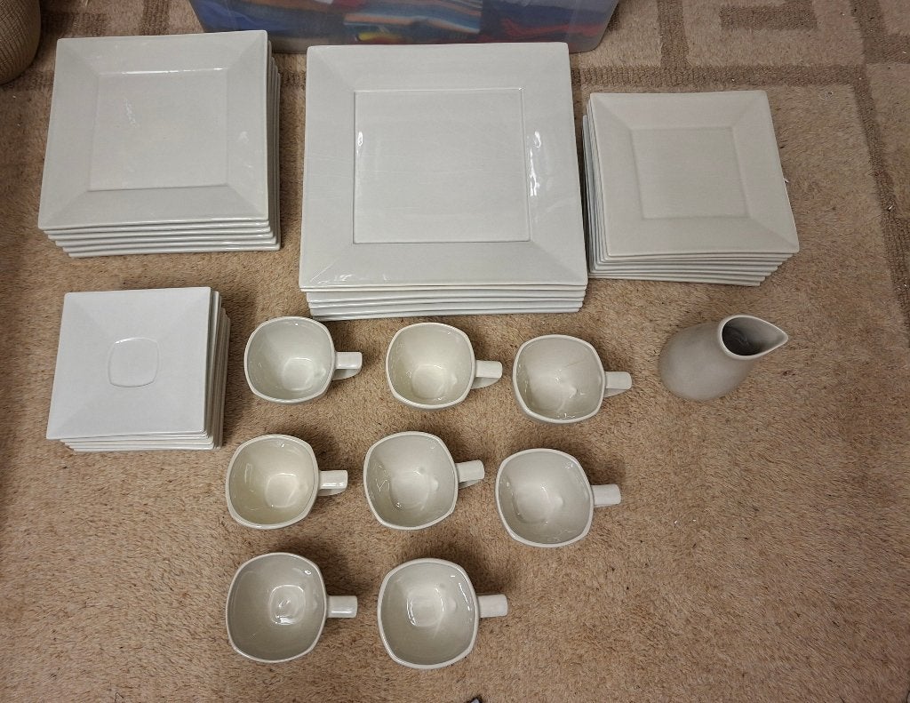 37-delig servies, Ophalen, Zo goed als nieuw, Modern, Porselein