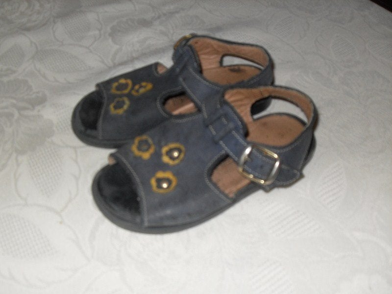 blauwe daim kindersandalen maat 27, Gebruikt, Meisje, Overige typen, Ophalen of Verzenden