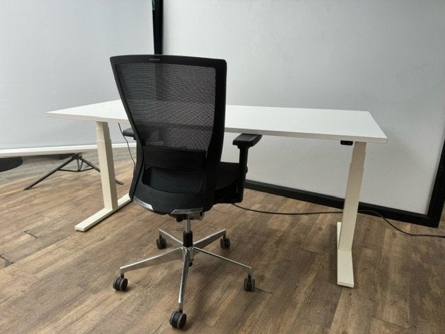 Matrix click zit-sta bureau markant wit, Ophalen