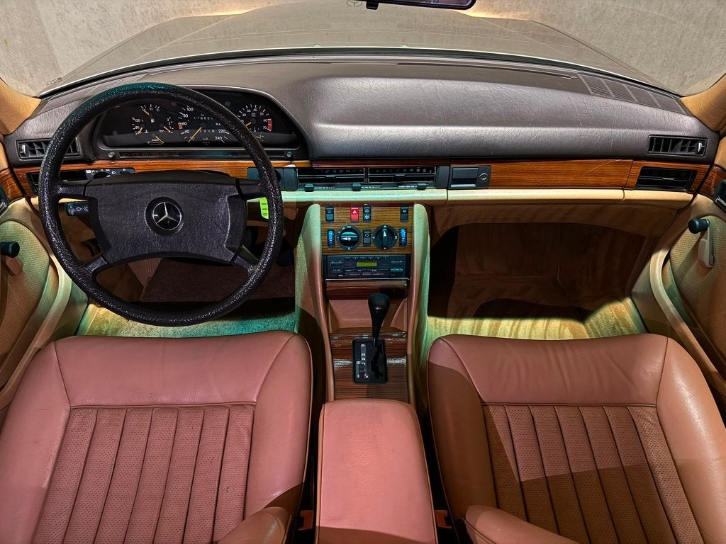 Mercedes-Benz 420 SE V8 | BELG. | 2 EIG. | ORGINEEL | AIRCO, Auto's, Automaat, Achterwielaandrijving, 8 cilinders, Overige kleuren