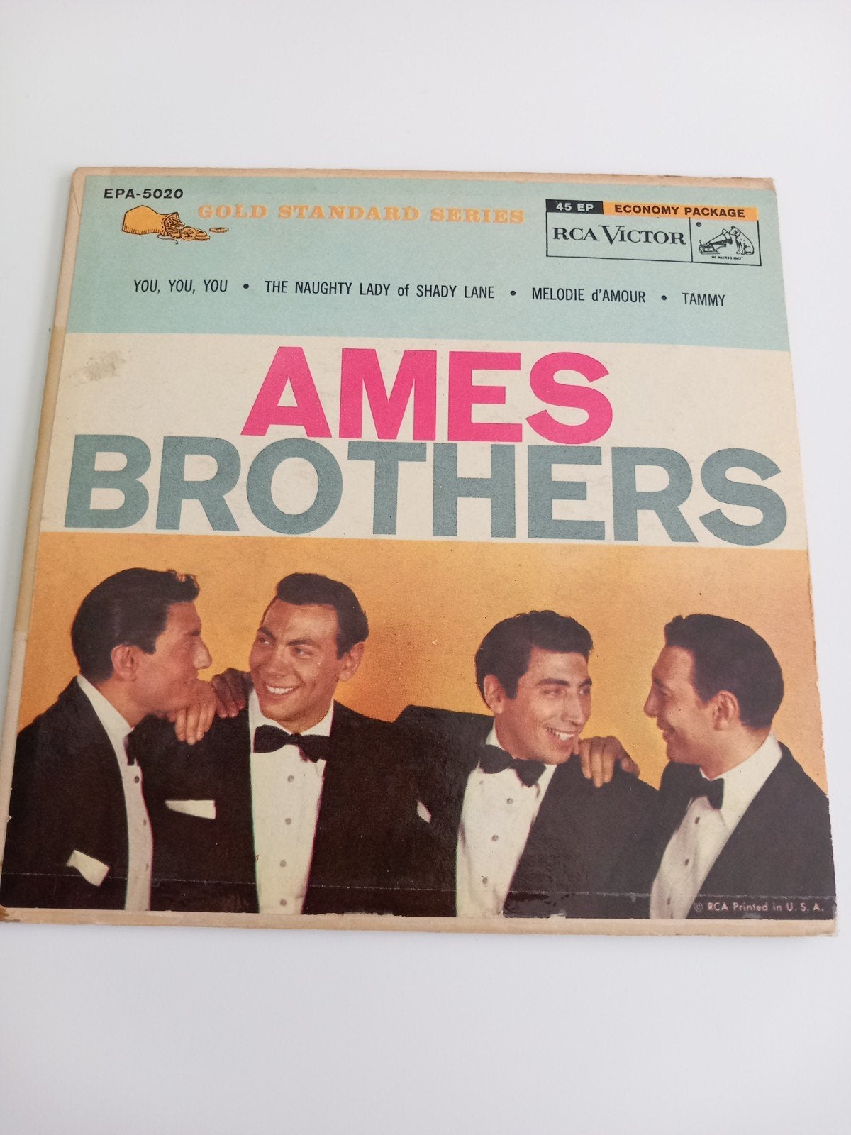AMES BROTHERS. THE NAUGHTY LADY OF SHADY LANE. EP 45T, EP, Enlèvement ou Envoi, EP