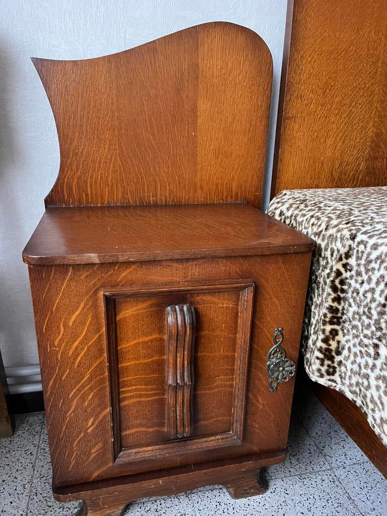 Bed met bijpassende nachtkastjes, Huis en Inrichting, Ophalen