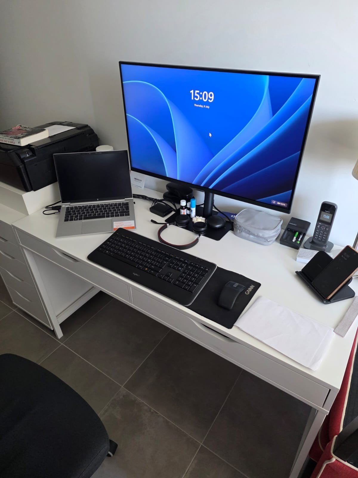 Bureau IKEA me 2 shuiven wit, Ophalen, IKEA, Wit
