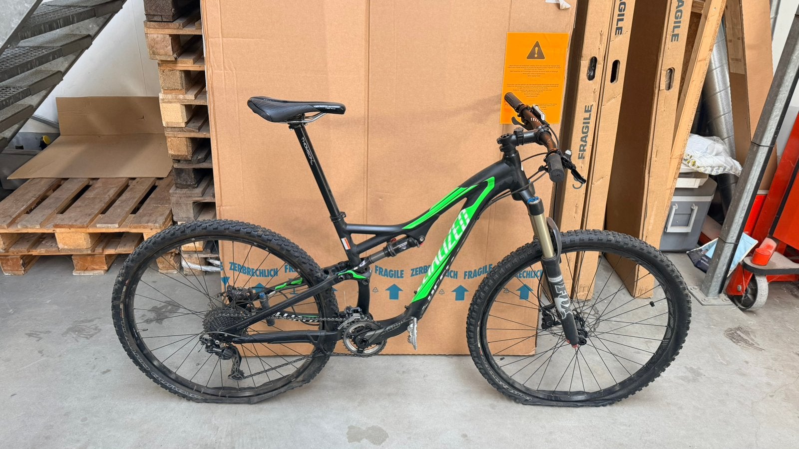 Mtb full suspension SPECIALIZED, Fietsen en Brommers, Ophalen, Zo goed als nieuw
