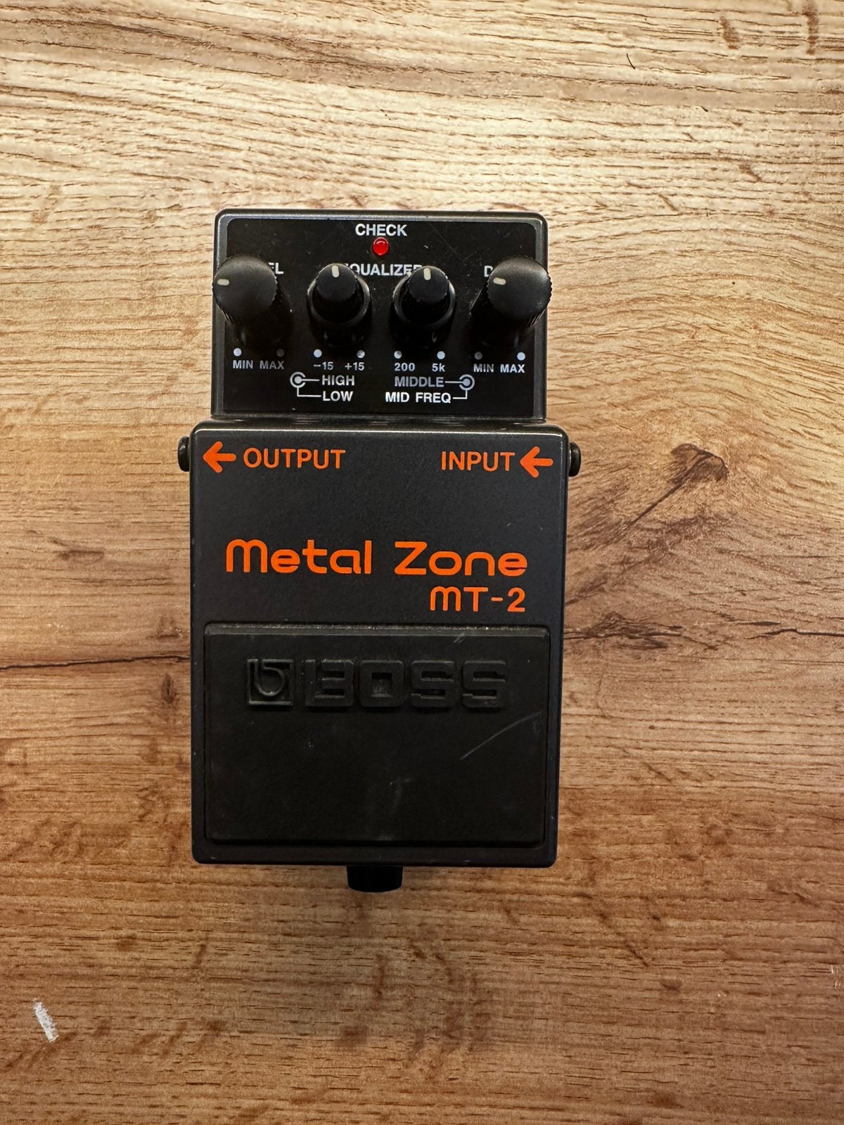 Boss Metal Zone MT-2, Muziek en Instrumenten, Effecten, Ophalen of Verzenden, Zo goed als nieuw