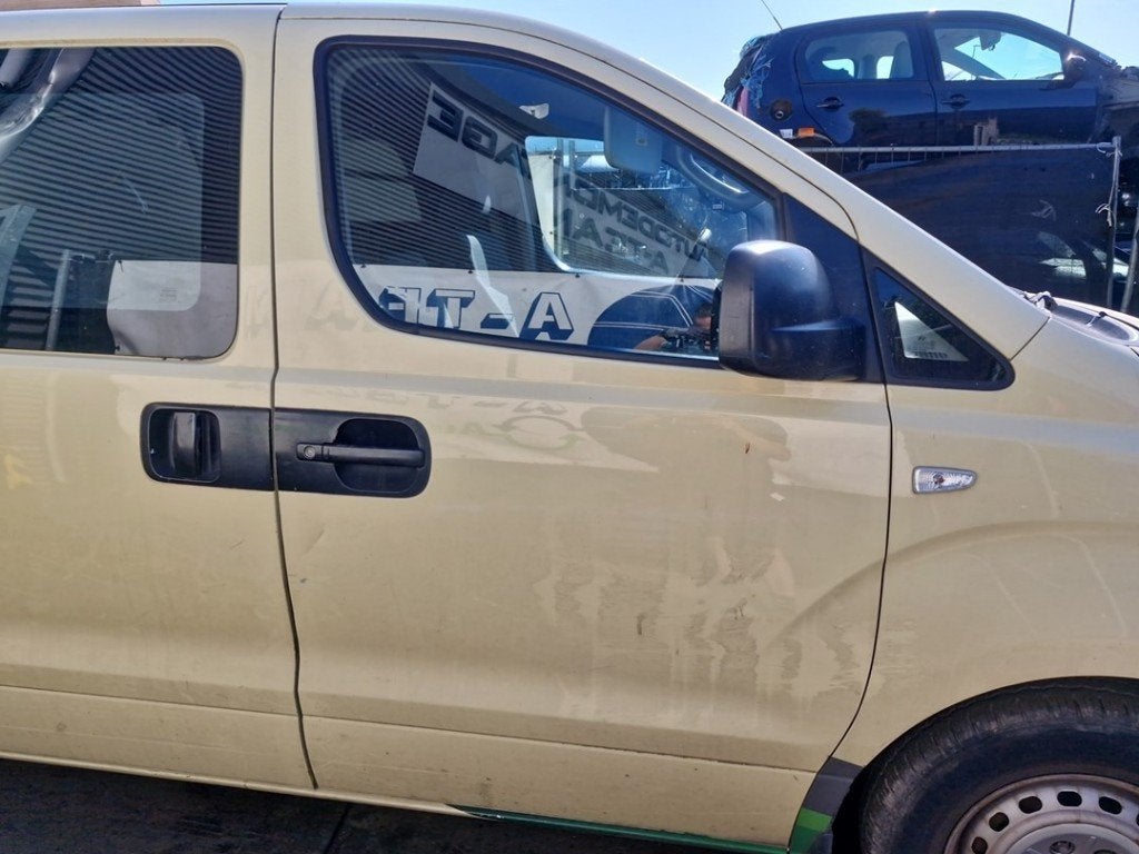 PORTE DROITE Hyundai H-300 (01-2008/-) (|760044H020|), Hyundai Motor Deutschland GmbH, Droite, Kaiserleipromenade 5
63067  Offenbach am Main, DE