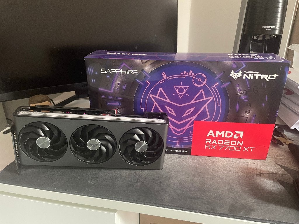 RX7700 XT Nitro+ 12GB Videokaart, Informatique & Logiciels, Cartes vidéo, AMD, GDDR6, PCI-Express 4, Comme neuf