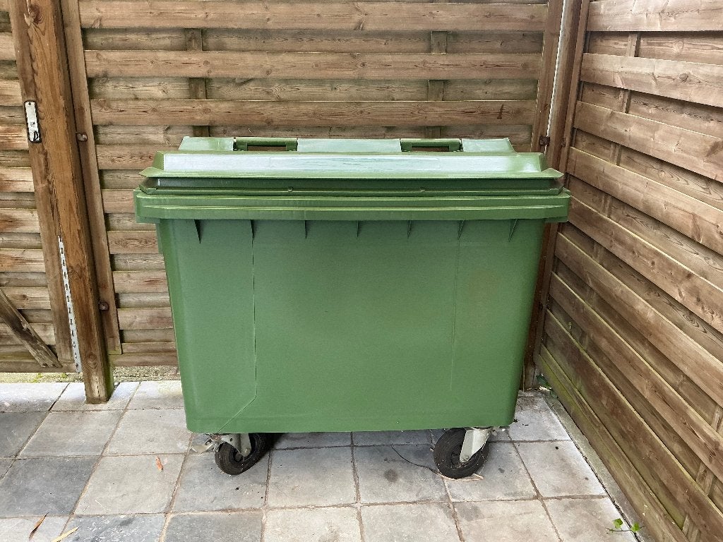 groene afvalcontainer, Ophalen