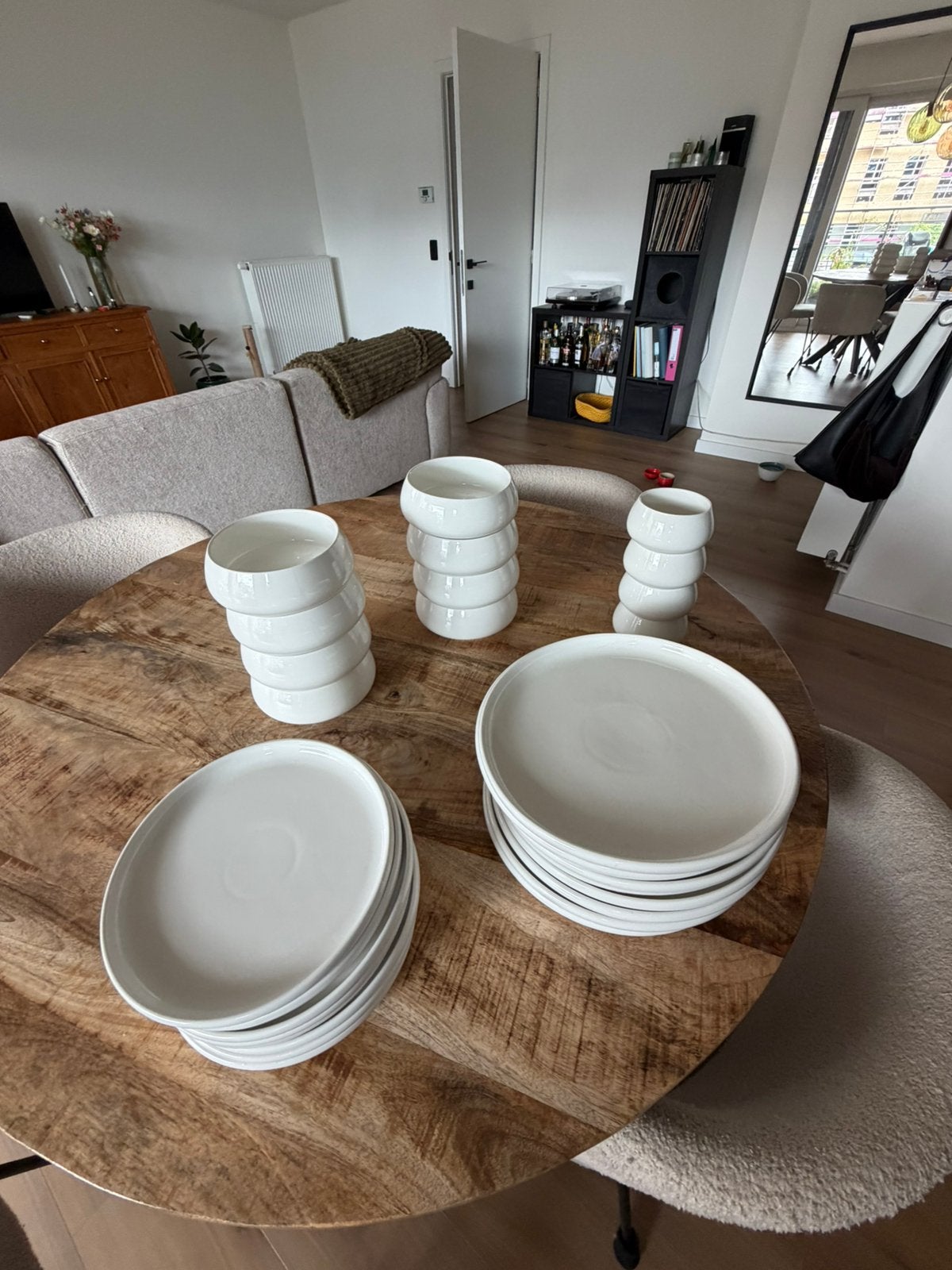 Serviesset van SG, Ophalen, Zo goed als nieuw, Modern, Porselein