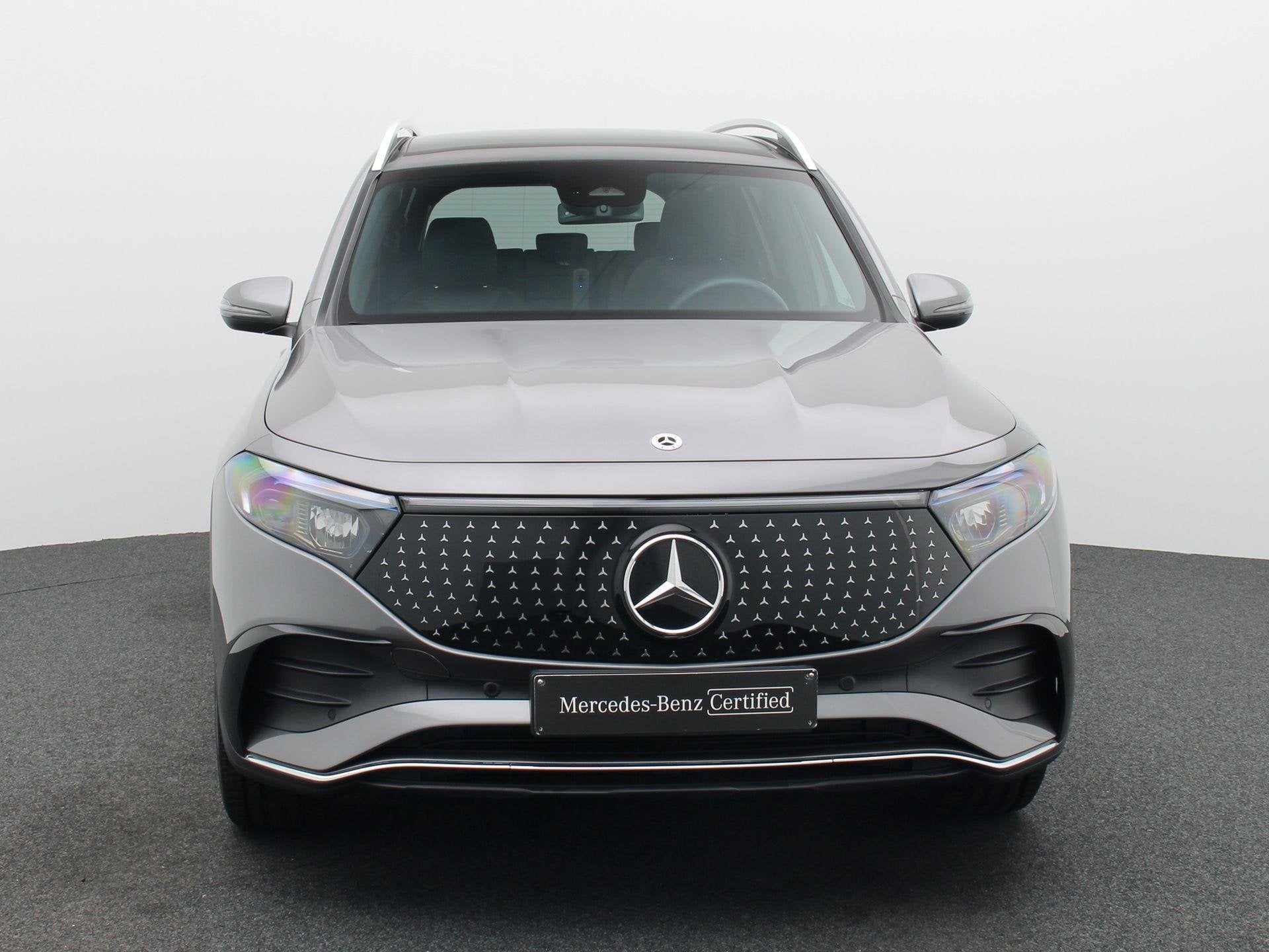 Mercedes-Benz EQB 250+ AMG Line + PANORAMISCH DAK + CARPLAY, Auto's, Mercedes-Benz, Dealer onderhouden, Stof, Gebruikt, 5 zetels
