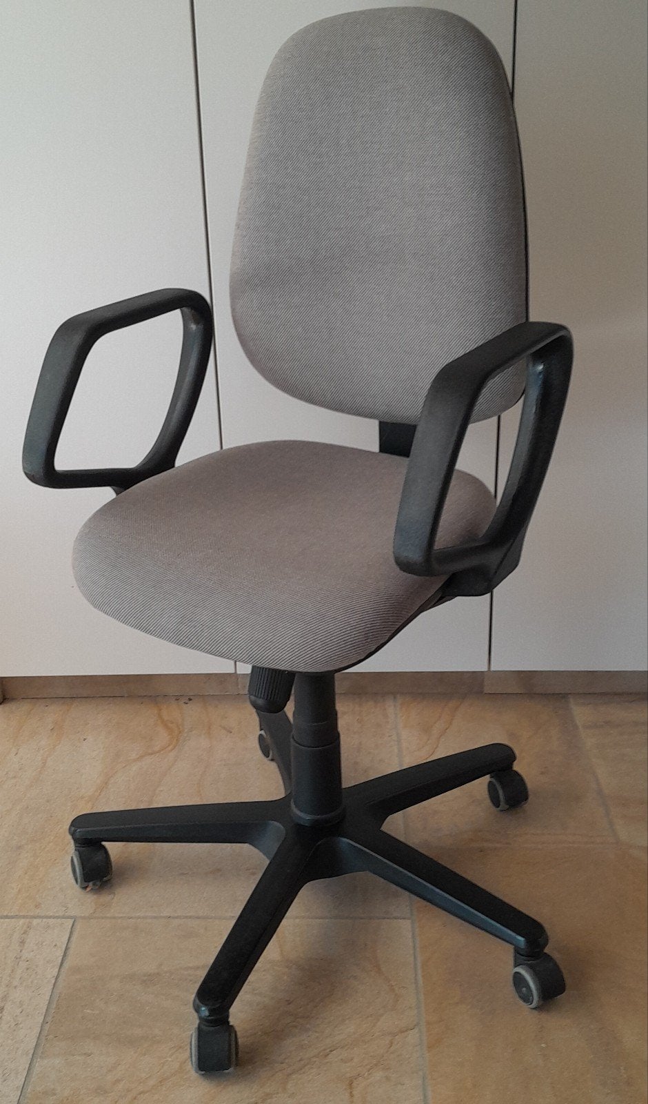 Prochainement ? Chaise de bureau ergonomique comme neuve., Enlèvement, Chaise de bureau