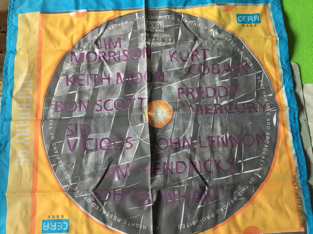 Bandana Jim Morrison, Kurt Cobain, Bon Scott enz, Ophalen of Verzenden