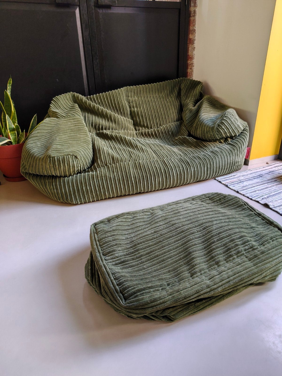 groene zitzak met poef, Huis en Inrichting, Ophalen, Gebruikt, Groen, Zitzak