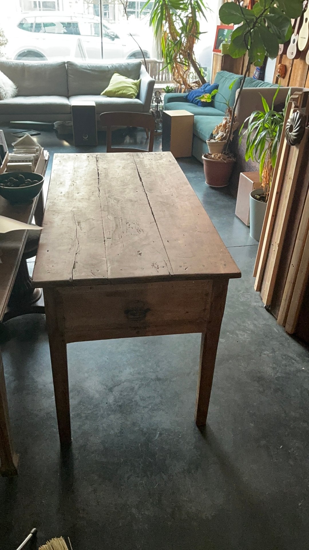 antieke tafel meer dan 150 jaar oud, Enlèvement