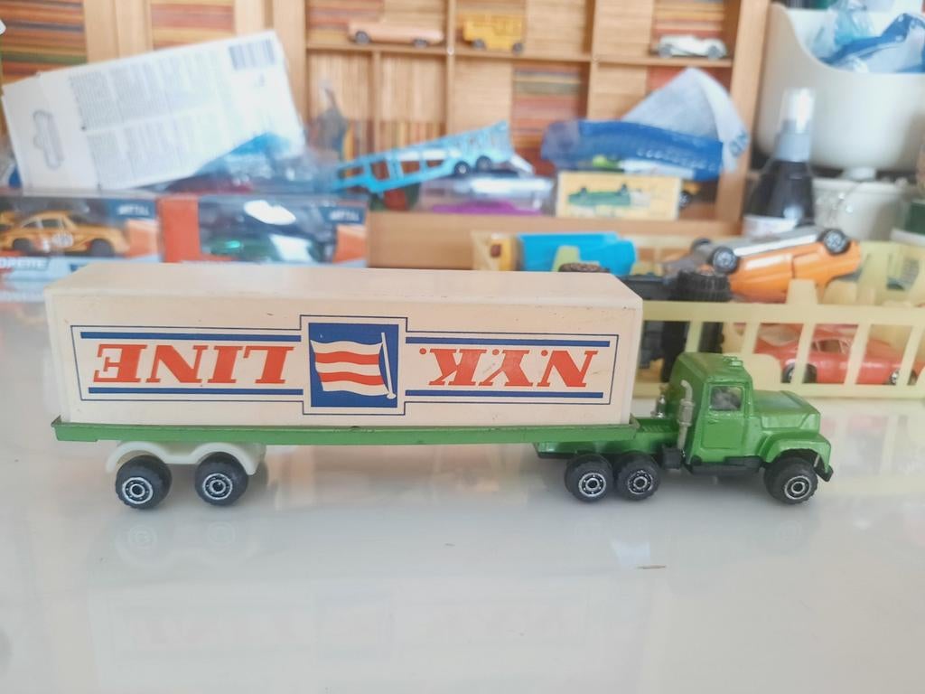 Truck and trailer made in Hong Kong, Verzenden, Overige typen