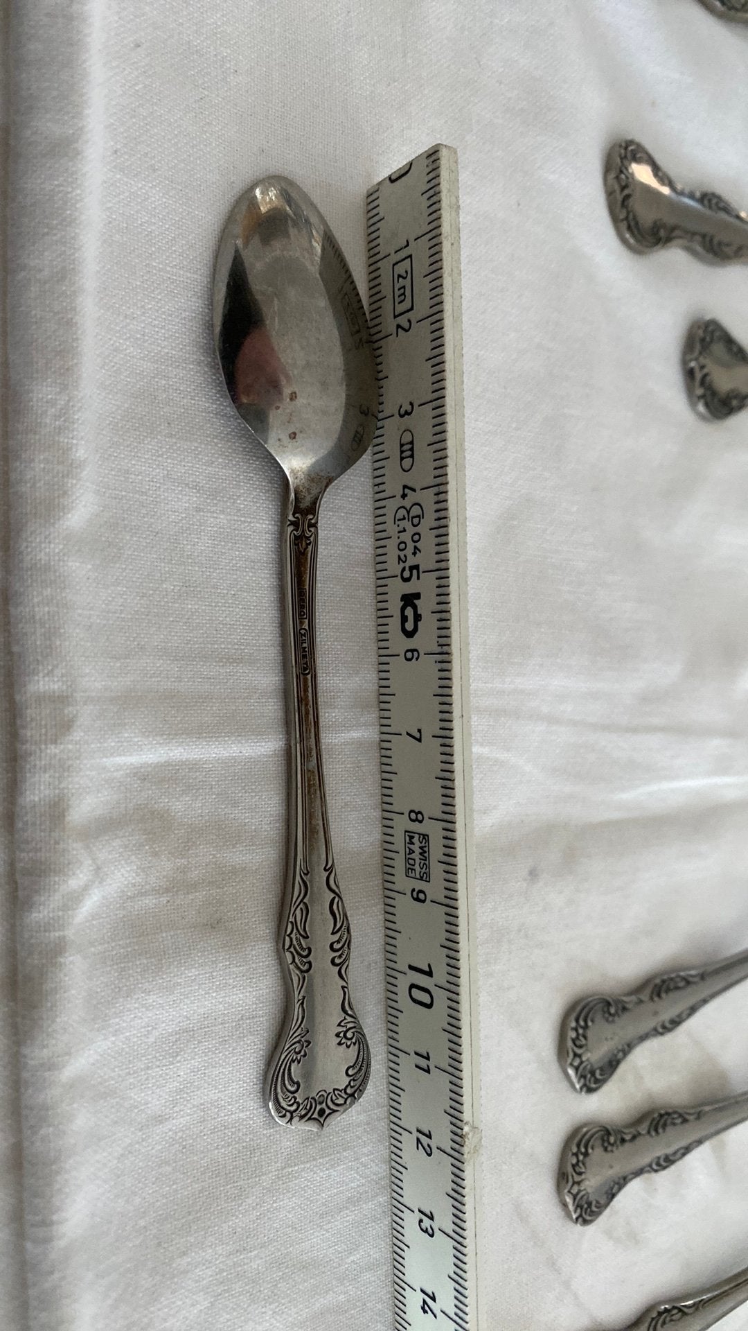 Gero zilmeta bestek. Delen van bestek type menuet nr 528, Ophalen