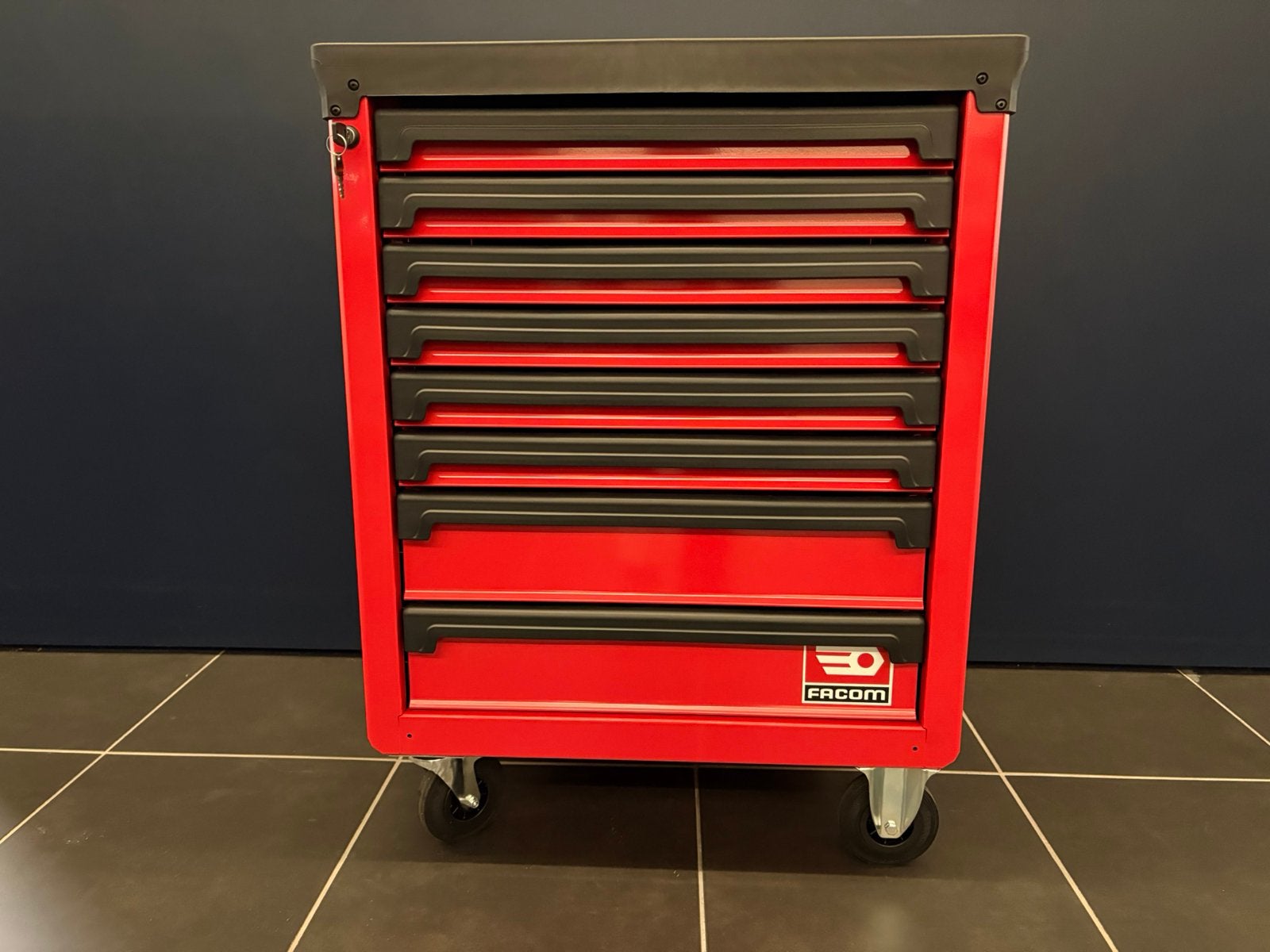 GLOEDNIEUWE GEREEDSWAGEN FACOM, Ophalen, Nieuw