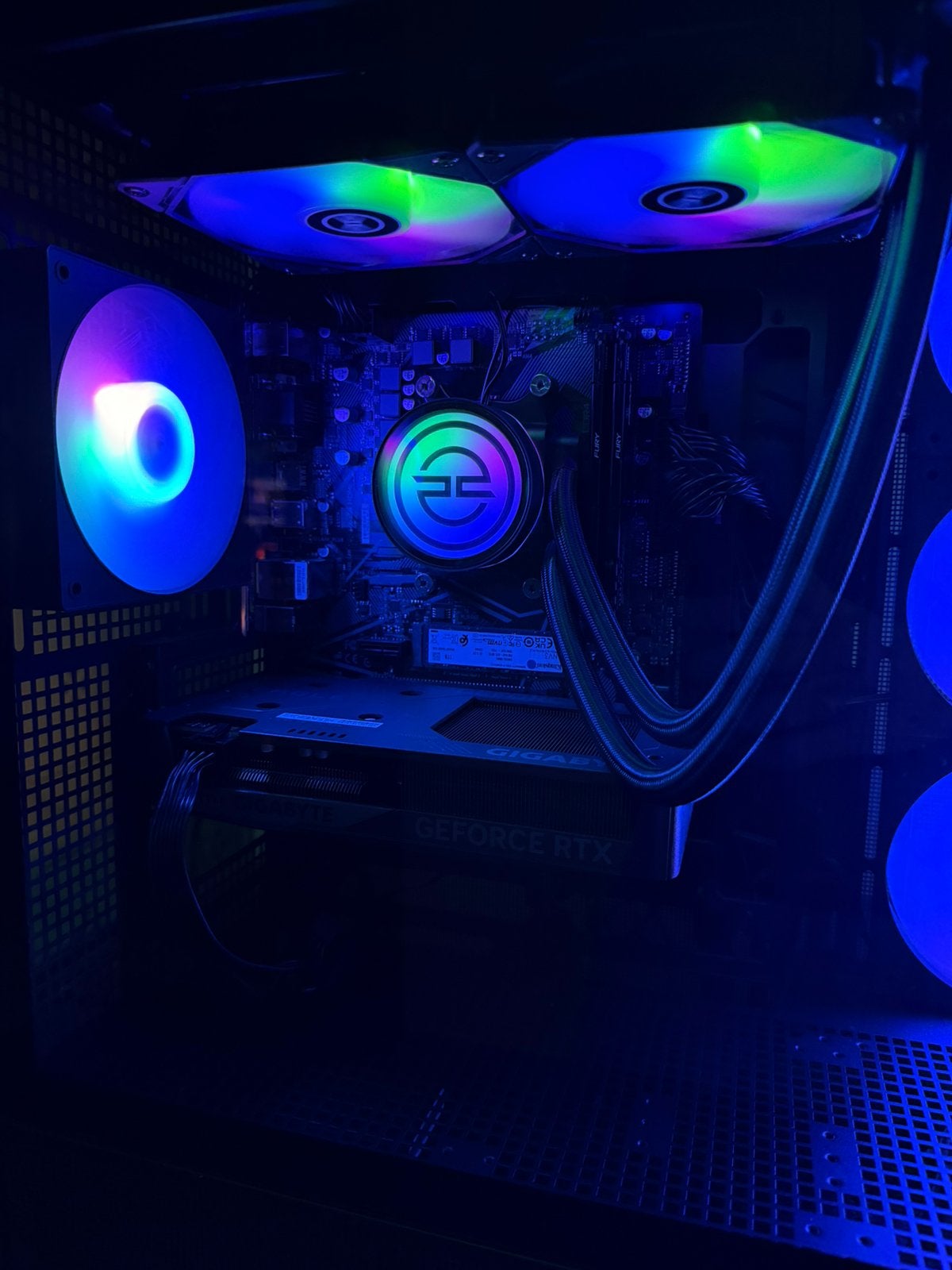 RTX 5060 ti gaming-pc, Ophalen, Zo goed als nieuw, Gaming, SSD