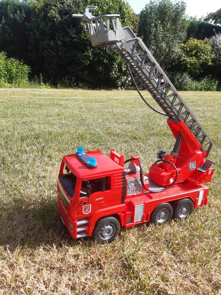 Bruder brandweerwagen, Ophalen of Verzenden