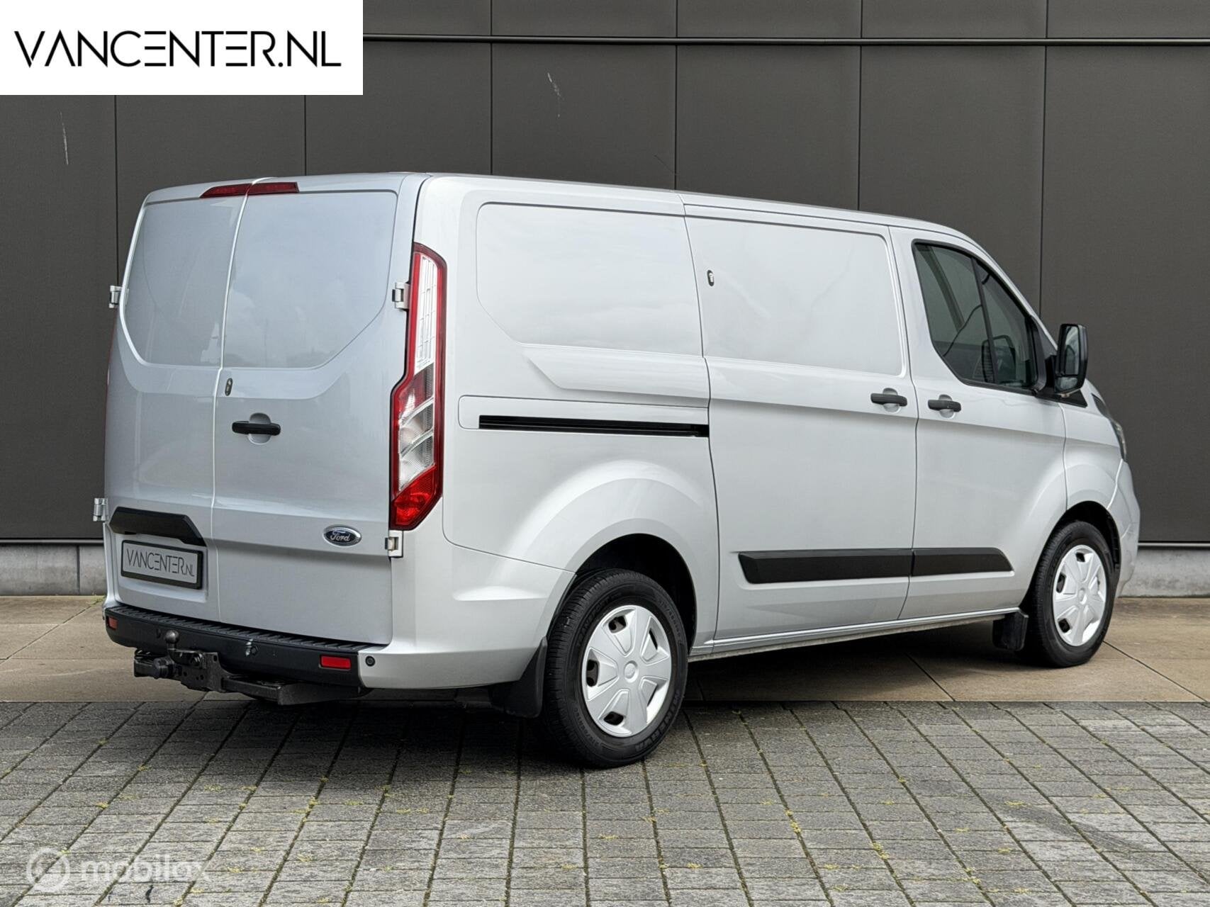 Ford Transit Custom L1 2.0 TDCI 131PK Automaat Trekhaak, Autos, Argent ou Gris, Achat, Entreprise, 3 places