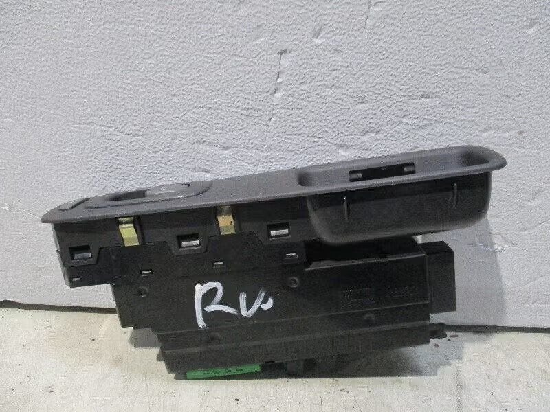 RAAMSCHAKELAAR RECHTS VOOR Volvo S80 (TR / TS) (9452941), Enlèvement ou Envoi, Info@volvocars.com, Volvo Car Germany GmbH, Siegburger Straße 229 50679 Köln, DE