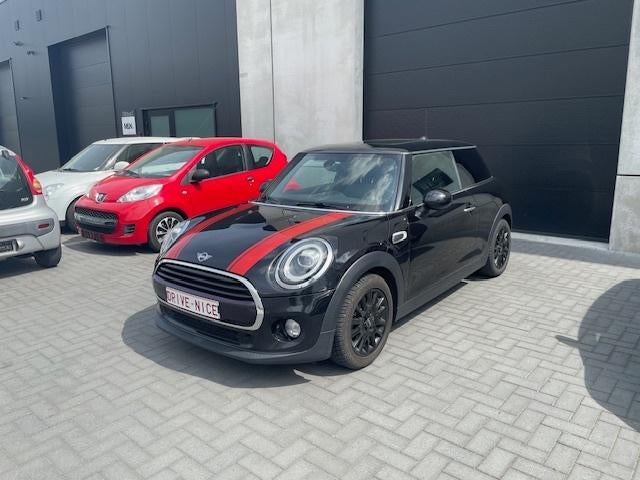 Mini Cooper 1.5I, Airco, Panoramisch dak, B&W luidsprekers, 100 kW, 4 zetels, https://public.car-pass.be/vhr/1df6cb50-2e2a-4da0-9fd0-7ff96a123b13