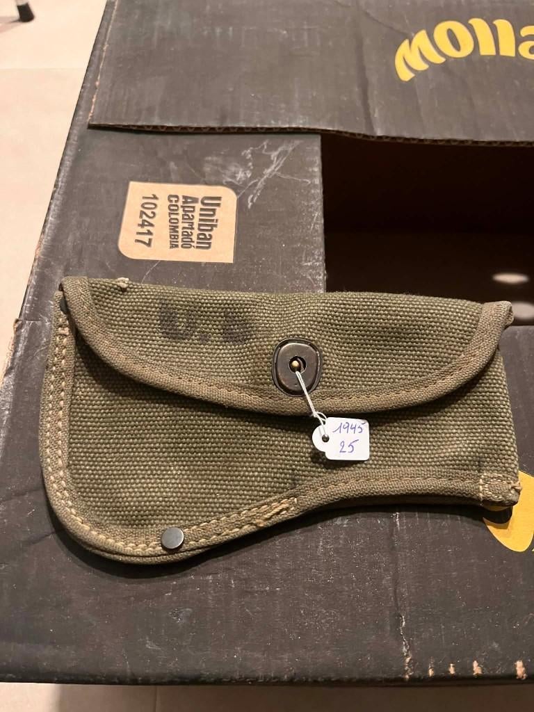 US bijlzakje 1945., Ophalen of Verzenden, Landmacht, Kunstobject