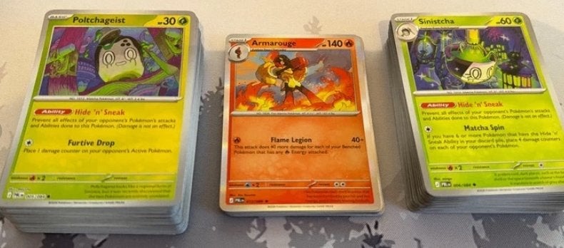 Pokémon: 144 Pitch Black Kaarten, Ophalen of Verzenden, Zo goed als nieuw, Meerdere kaarten