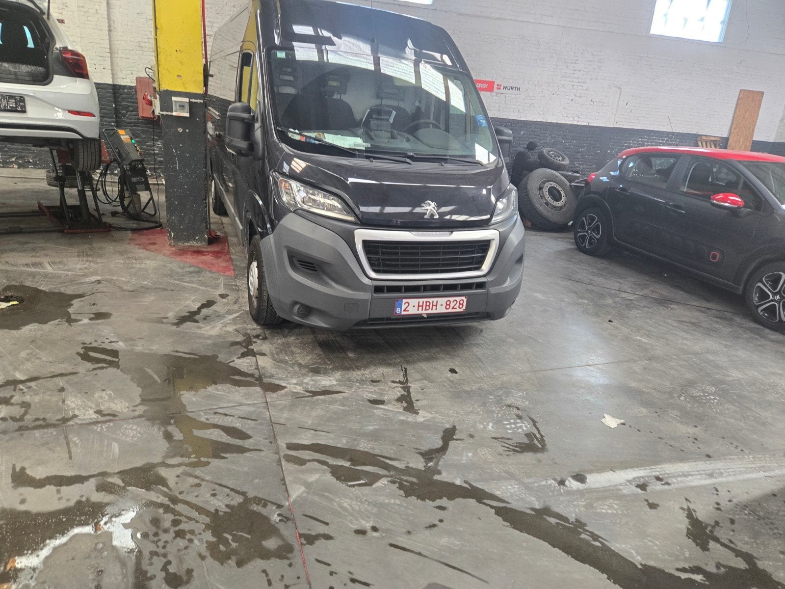 peugeot boxer long chassie,MOTOER DEFECT