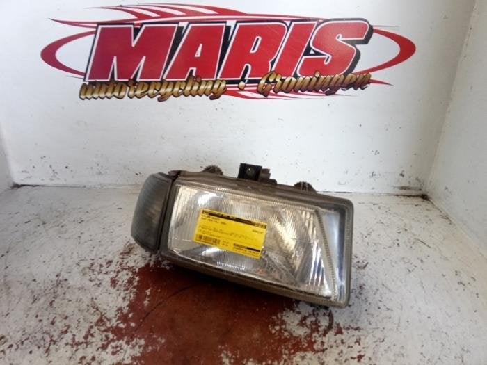 Phare droit d'un Seat Inca, Autos : Pièces & Accessoires, -, -, 3 mois de garantie, Utilisé