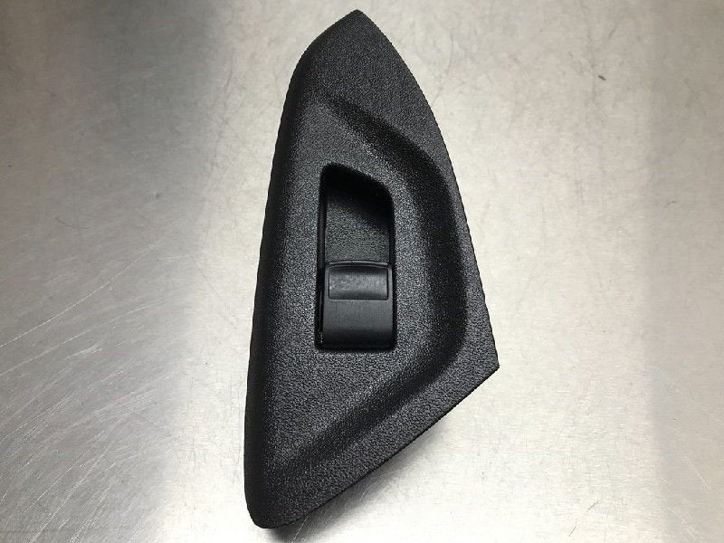 RAAMSCHAKELAAR Toyota Aygo (B40) (01-2014/06-2018), Gebruikt, Toyota