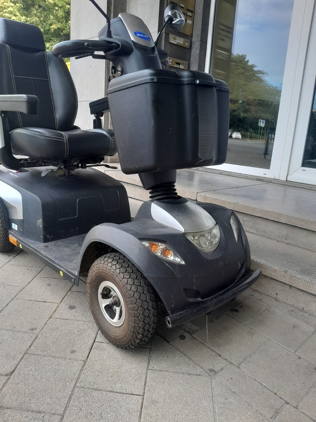 chaise roulante électrique Invacare Comet pro pmr, Enlèvement ou Envoi