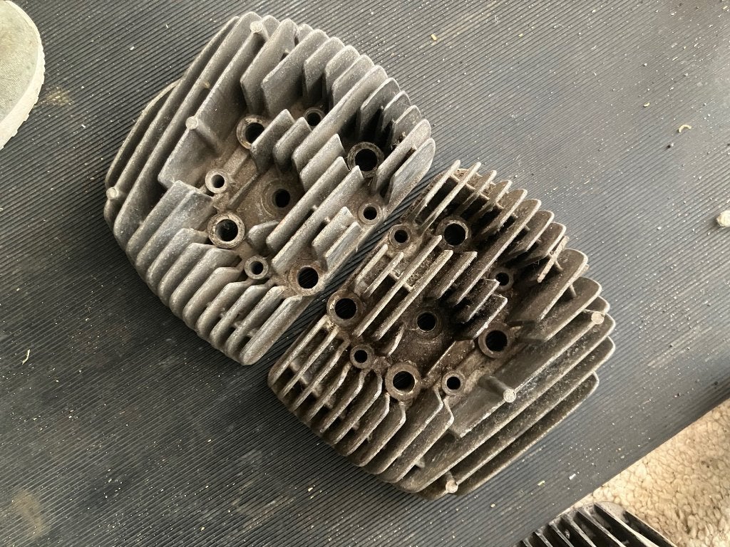 Bon ensemble de culasses Suzuki T500 Cobra J K L M Titan, Enlèvement ou Envoi, Utilisé