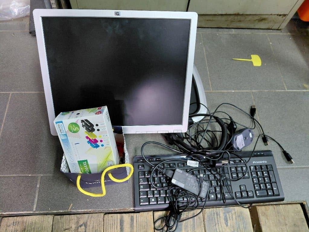 A donner, Informatique & Logiciels, Enlèvement
