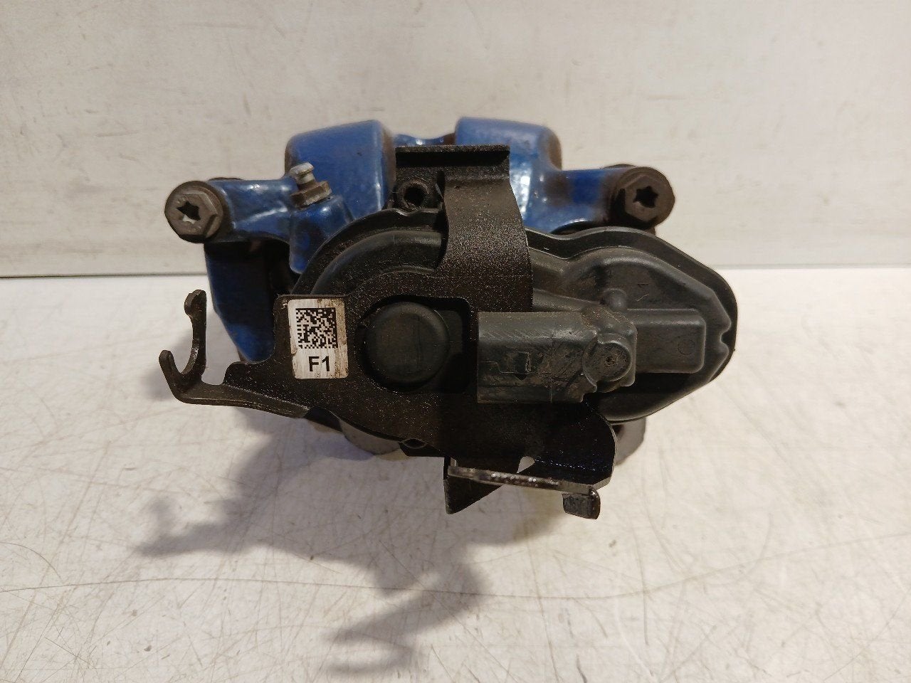 Remklauw links achter BMW 5 serie, BMW, Onderdelen@venauto.nl, Van der Ven Autorecycling B.V., Ettenseweg 76, 4706 PB Roosendaal, The Netherlands