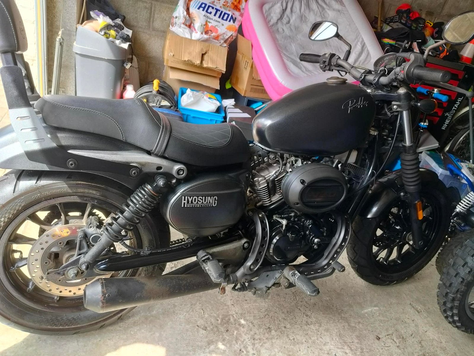 hyosung 125 bobber in goede staat, Motoren, Sportuitlaat, Occasion, Chopper, Particulier
