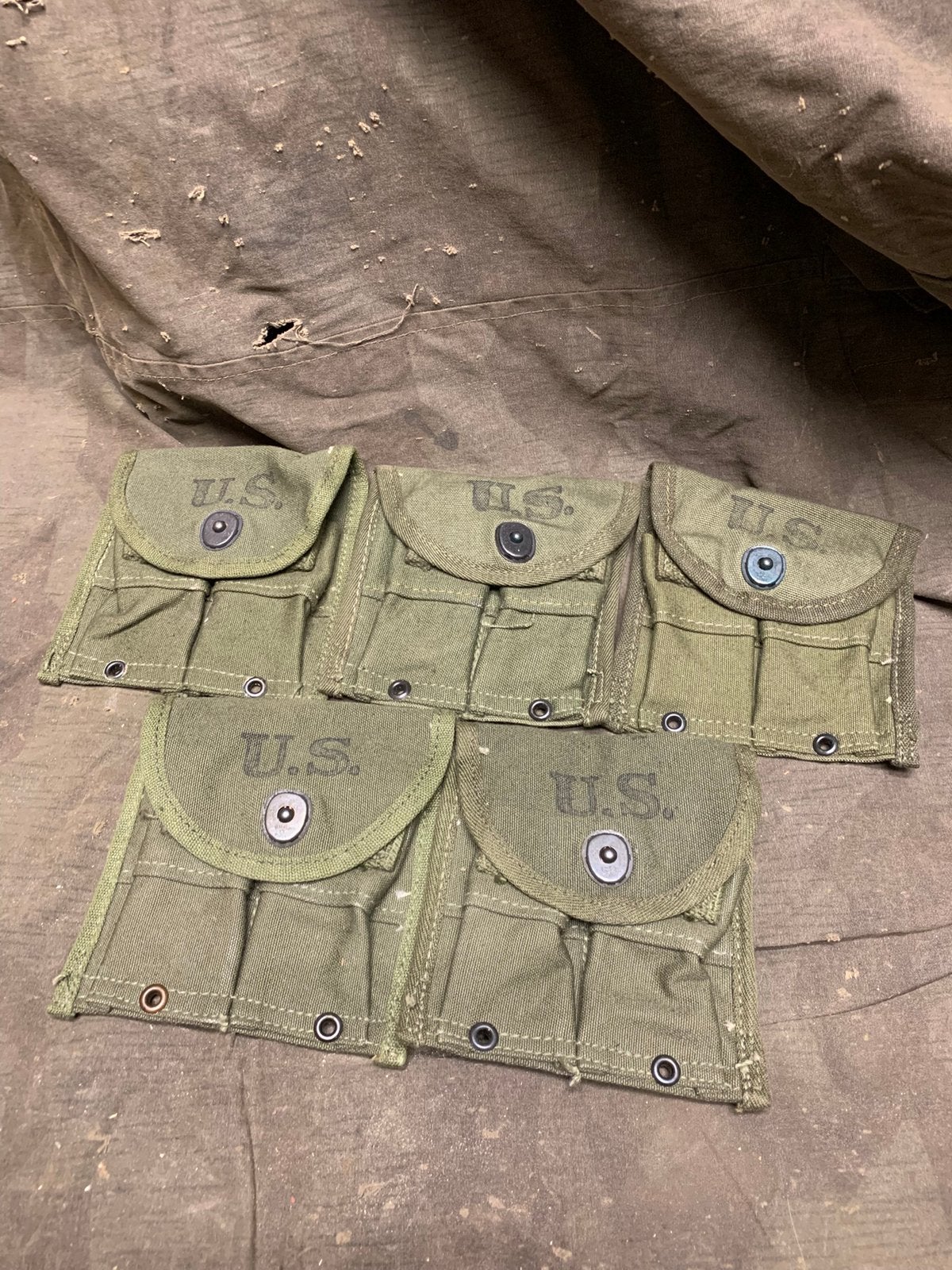 US wo2 M1 carbine pouches 1945 matching set, Kinderen en Baby's, Kinderkleding | Maat 104, Ophalen of Verzenden, Zo goed als nieuw