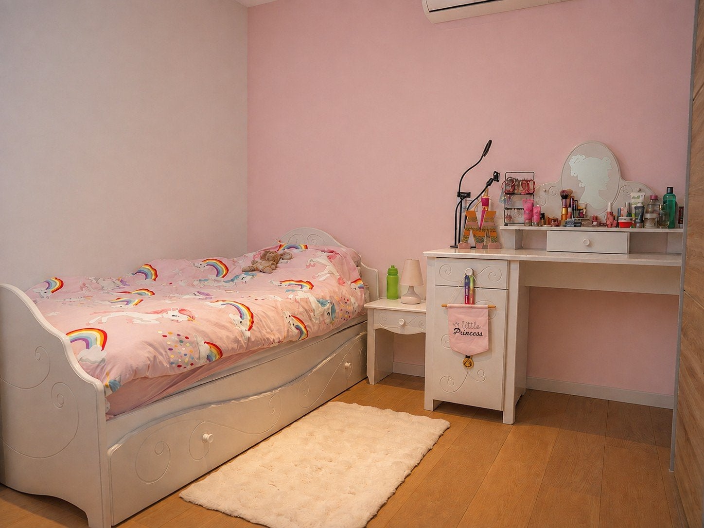 Meisjes kamer, Ophalen