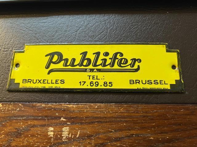 Ancien plaque émaillée , fabriqué par Publifer à Bruxelles, Enlèvement