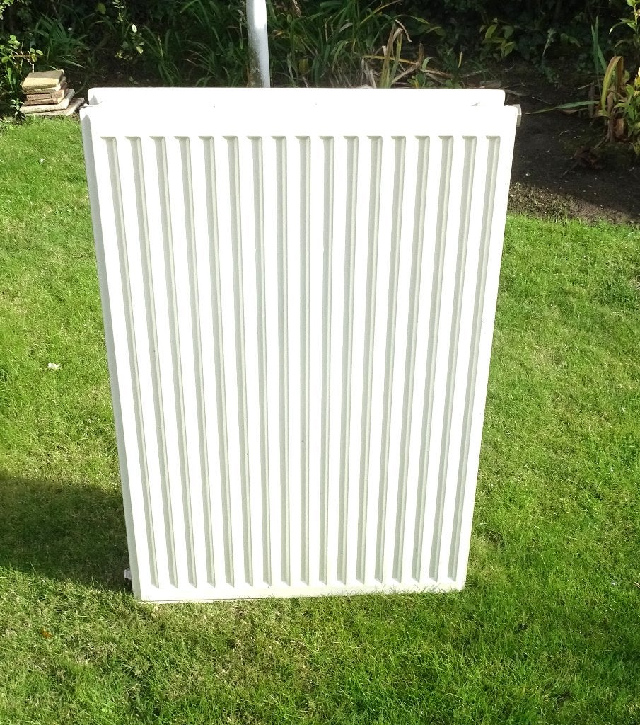 Radiateur en acier, à eau chaude, de marque DEF, Bricolage & Construction, Enlèvement, Radiateur, 60 à 150 cm, 500 à 800 watts