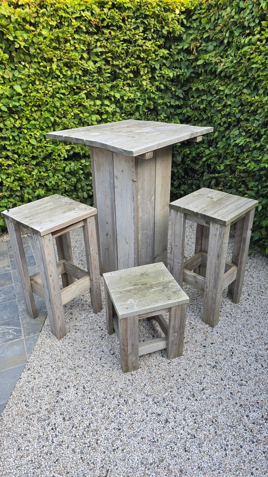 bartafel met 2 stoelen en kruk, Ophalen, Gebruikt, Steigerhout
