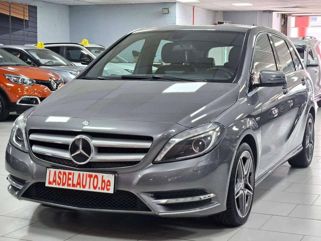 Mercedes-Benz B-CLASS 180 1.6i BLUE EFFICIENCY XENON Clim Bl, Auto's, Mercedes-Benz, 90 kW, Euro 5, 122 pk, Gebruikt