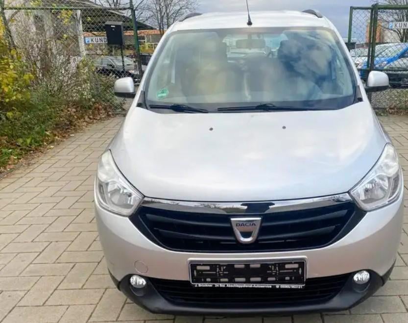 Essence, Autos, Dacia, Achat, Boîte manuelle, 5 portes, Lodgy