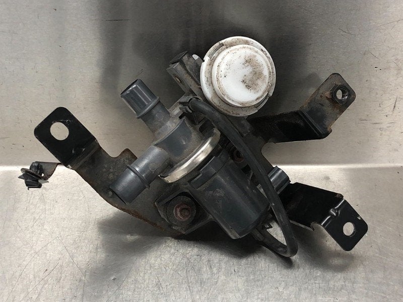 WATERPOMP Mitsubishi Outlander (GF / GG) (|1920007050|), Gebruikt, Mitsubishi