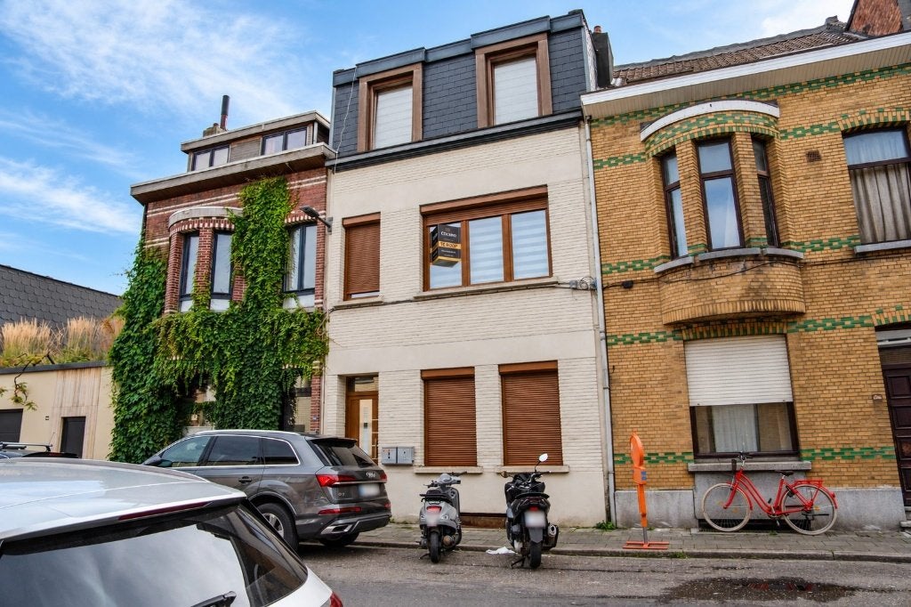 Huis te koop met 4 slaapkamers te Deurne!, Immo, Maison 2 façades, Antwerpen, 285 kWh/m²/an, 197 m²