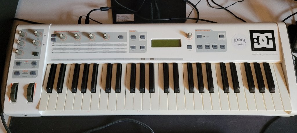 M-Audio Venom midi Synthesizer, Gebruikt, Met midi-aansluiting, Ophalen, 49 toetsen